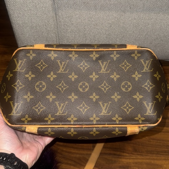 LOUIS VUITTON Authentic Vintage Sac Shopper Tote Monogram MB1908 and LV dustbag - Picture 6 of 17